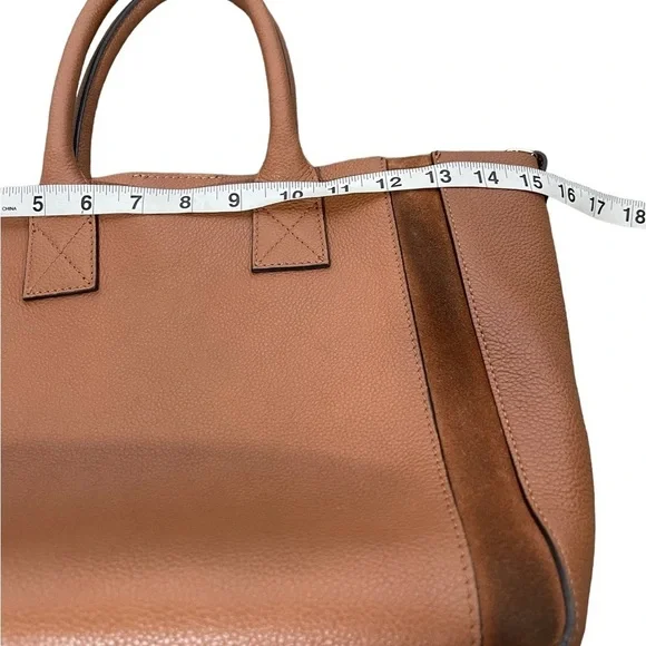 M. Gemi Tan Leather Tote - Picture 9 of 10